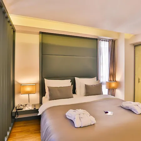 Отель Business Life & Sisli 4*