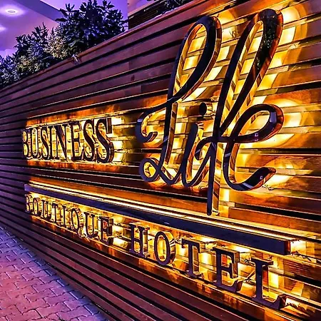 Business Life & Sisli