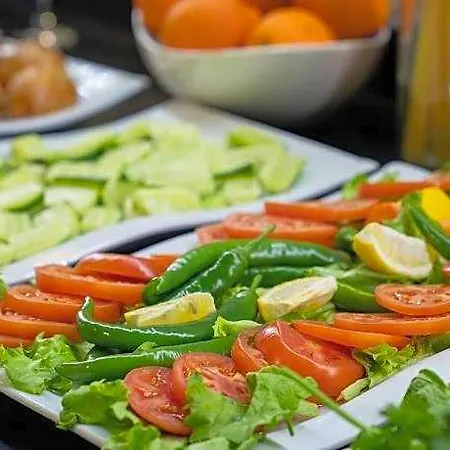 Отель Business Life & Sisli