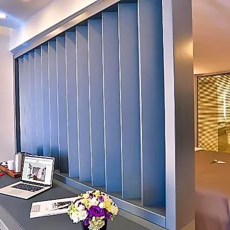 Business Life & Sisli 4*