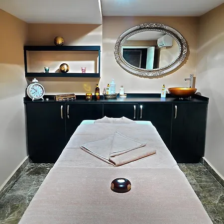 Business Life & Sisli ホテル 4*