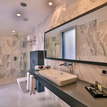 Business Life & Sisli ホテル 4*