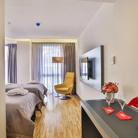 فندق Business Life & Sisli