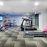Business Life & Sisli Hotel