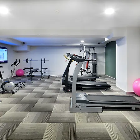 Business Life & Sisli Hotel