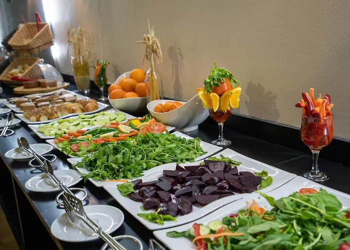 Отель Business Life & Sisli 4*