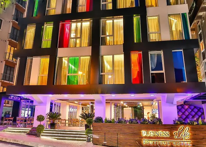 Отель Business Life & Sisli